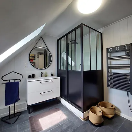 Les Ames Bleues - Double Bord De Seine, Proche Honfleur Bed & Breakfast 3*